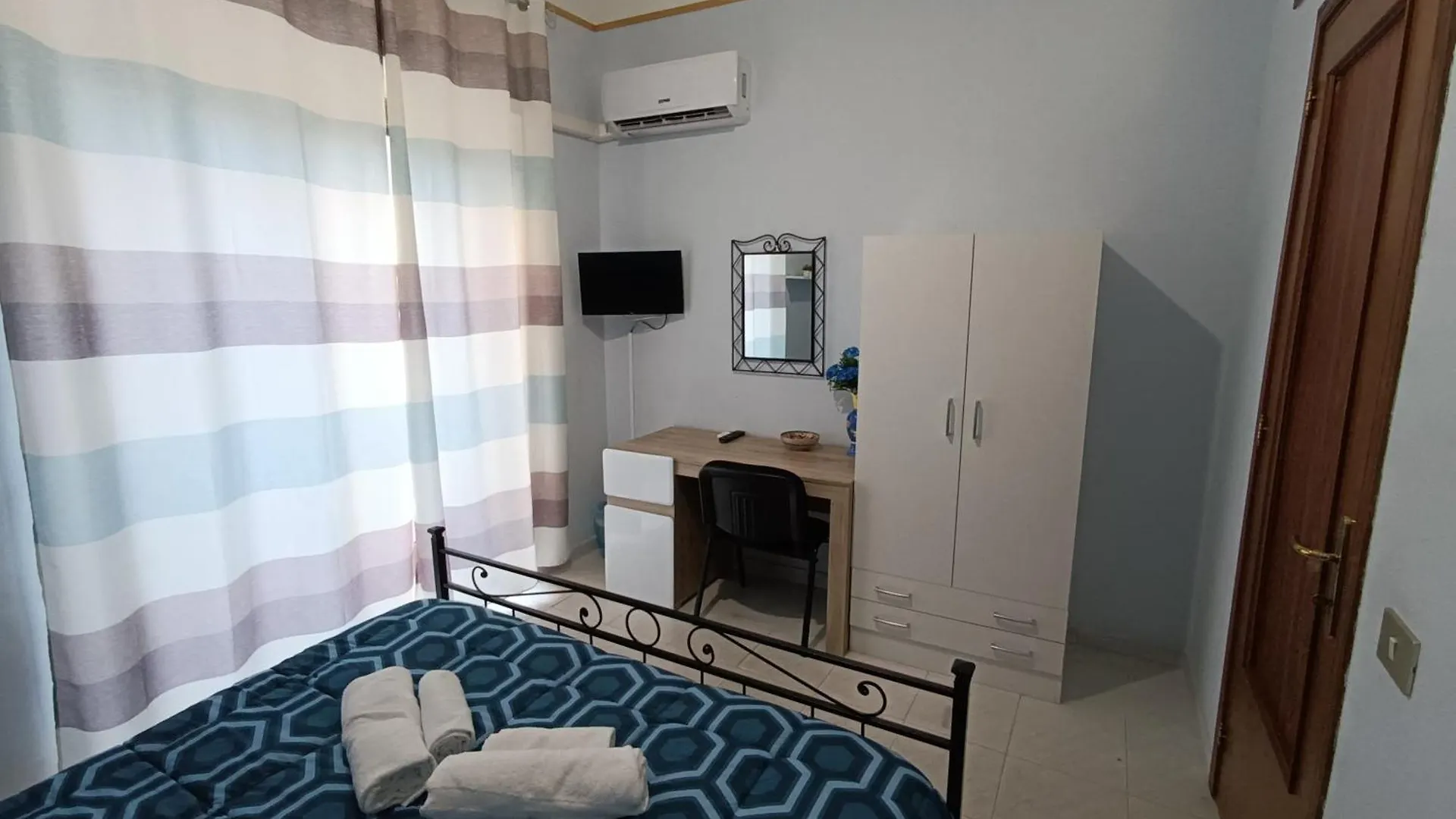 Appartamento Casa Emanuele Aeroporto di Catania Fontana Rossa 0*,